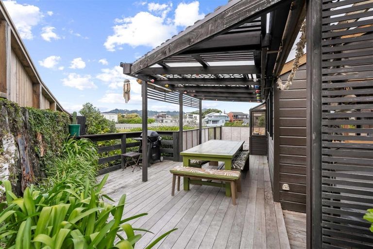 Photo of property in 116 Saint Patricks Row, Whangamata, 3620