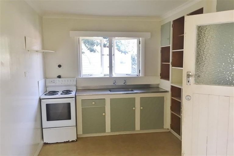 Photo of property in 131 Alma Road, Gonville, Whanganui, 4501