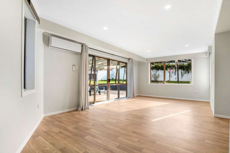 Photo of property in 9 Teal Place, Selwyn Heights, Rotorua, 3015