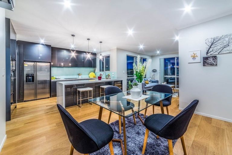 Photo of property in 43 Lockheed Street, Hobsonville, Auckland, 0618