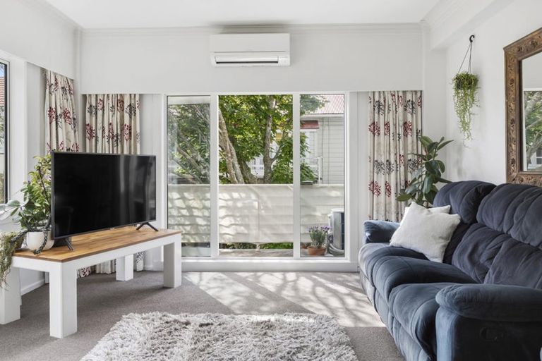 Photo of property in 6/68 Hill Street, Thorndon, Wellington, 6011