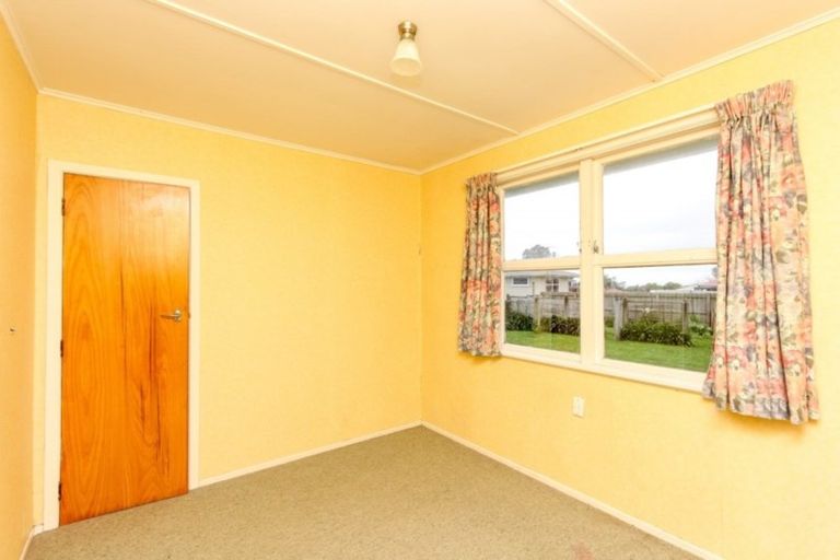 Photo of property in 33 Belair Avenue, Blagdon, New Plymouth, 4310