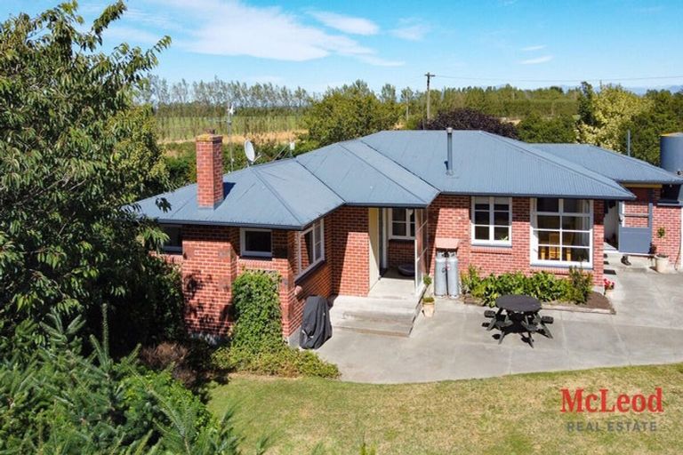 Photo of property in 2898 Thompsons Track, Lauriston, Ashburton, 7776