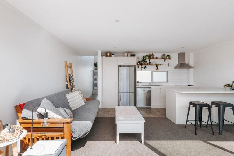 Photo of property in 31 Reynolds Place, Papamoa Beach, Papamoa, 3118