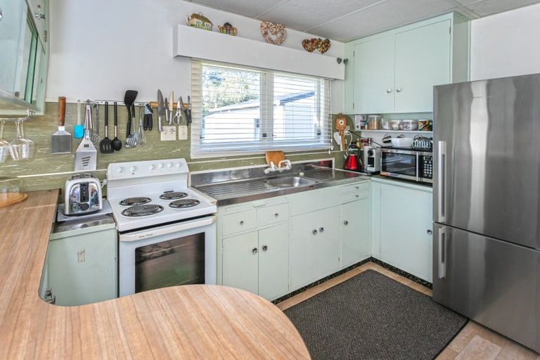 Photo of property in 224 Tui Road, Whangamata, 3620