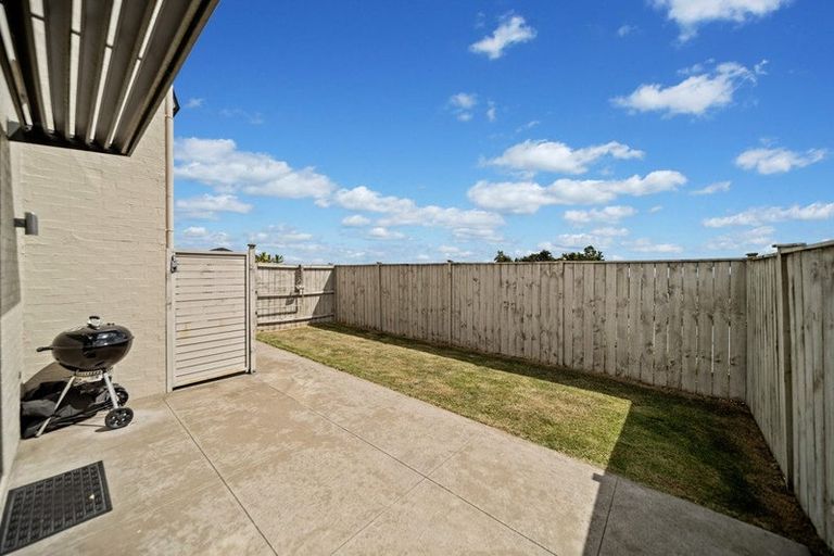 Photo of property in 37 Matairangi Avenue, Totara Heights, Auckland, 2105