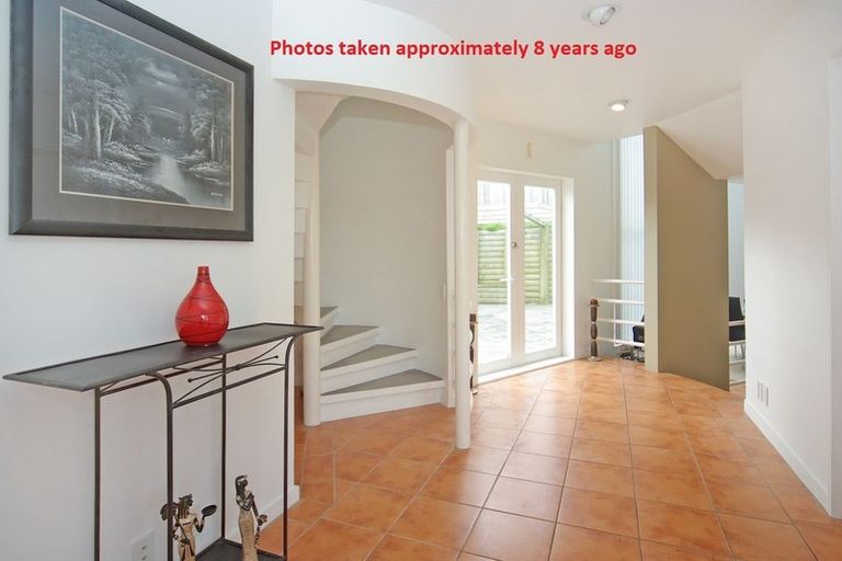 Photo of property in 80 Beacon Hill Road, Strathmore Park, Wellington, 6022