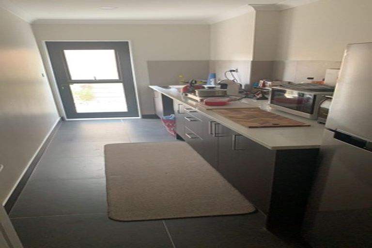 Photo of property in 20 Para Close, Fairview Heights, Auckland, 0632