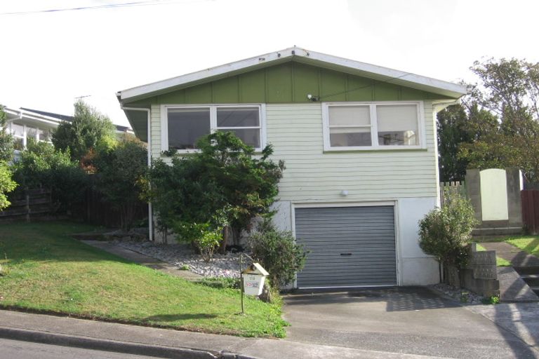 Photo of property in 79 Mark Avenue, Paparangi, Wellington, 6037