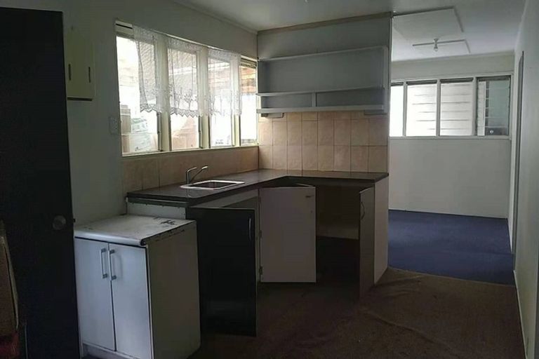 Photo of property in 228 Puhinui Road, Papatoetoe, Auckland, 2025