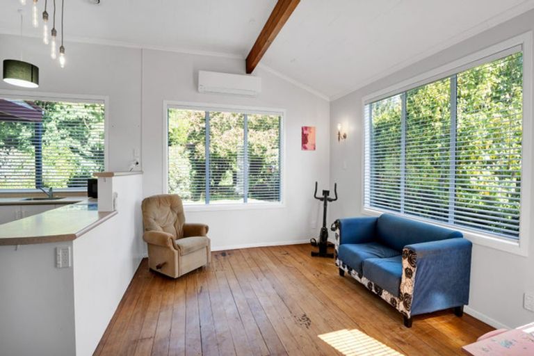 Photo of property in 25 Portia Street, Stratford, 4332