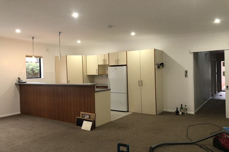 Photo of property in 18 Futuna Close, Karori, Wellington, 6012