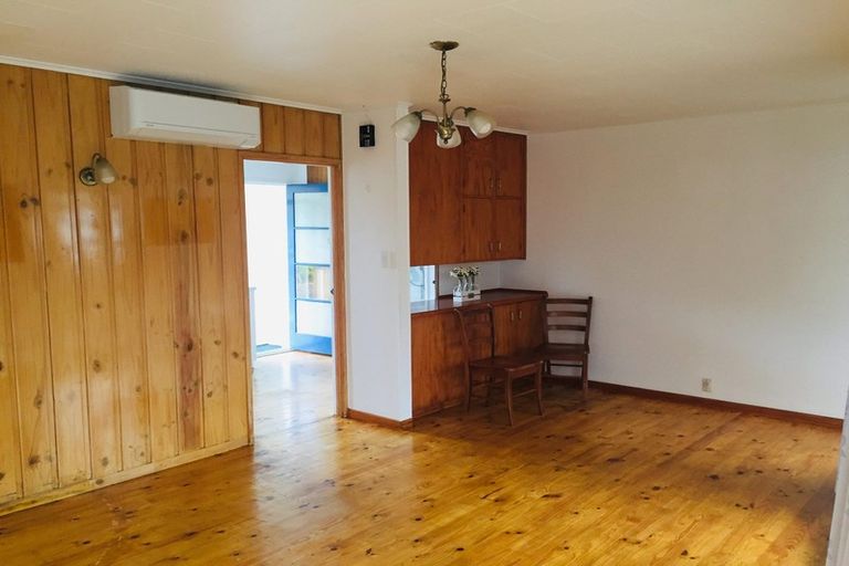 Photo of property in 6b Empire Road, Orewa, 0931