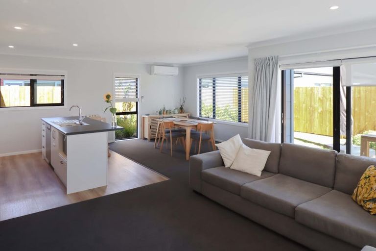 Photo of property in 4 Grovedale Square, Wainuiomata, Lower Hutt, 5014