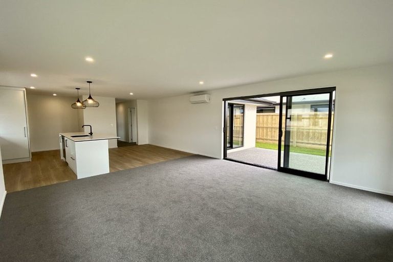 Photo of property in 3 Ellmers Street, Woodend, 7610