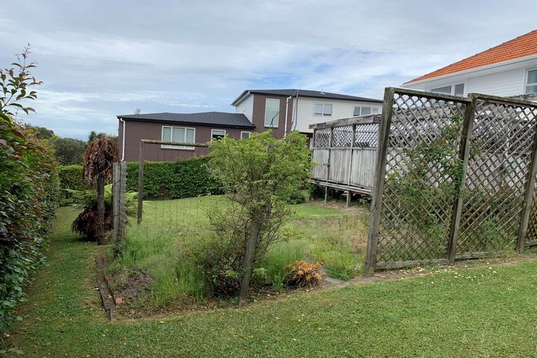 Photo of property in 7 Sunrise Avenue, Murrays Bay, Auckland, 0630