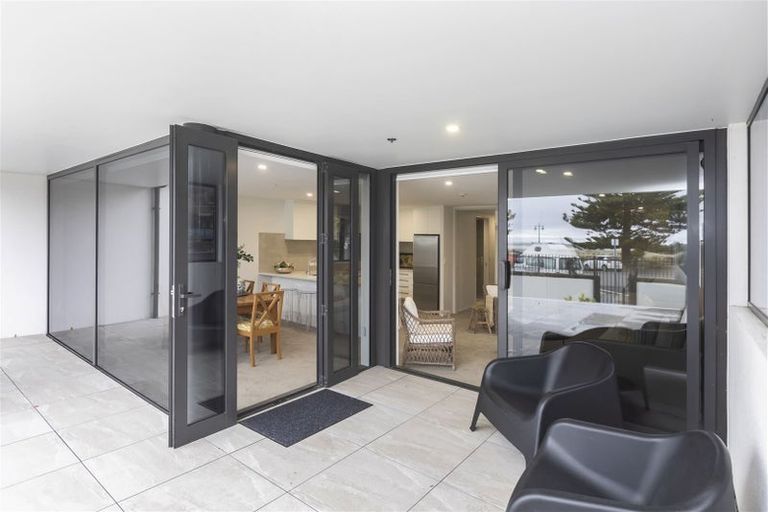 Photo of property in 3/20 Esplanade, Sumner, Christchurch, 8081