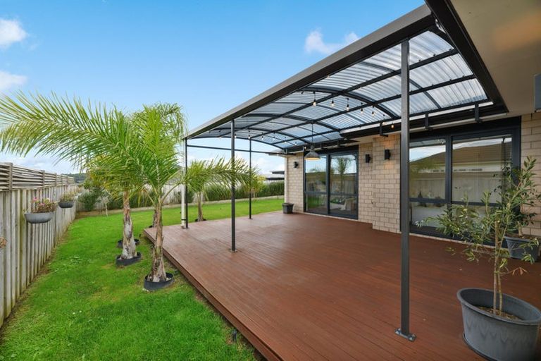 Photo of property in 13 Turpin Road, Riverhead, 0820