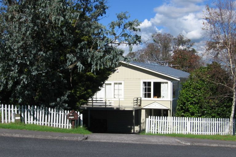 Photo of property in 5 Gills Road, Bucklands Beach, Auckland, 2014