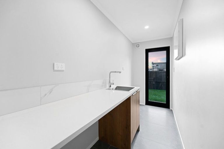 Photo of property in 7 Absolum Crescent, Chartwell, 3210