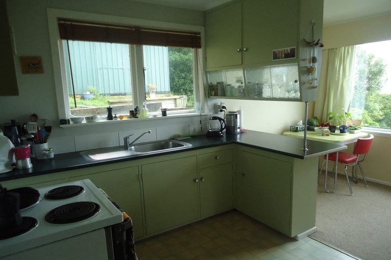 Photo of property in 11 Carlton Street, Melrose, Wellington, 6023