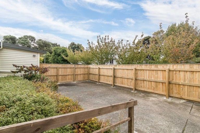 Photo of property in 84 Amohia Street, Paraparaumu, 5032