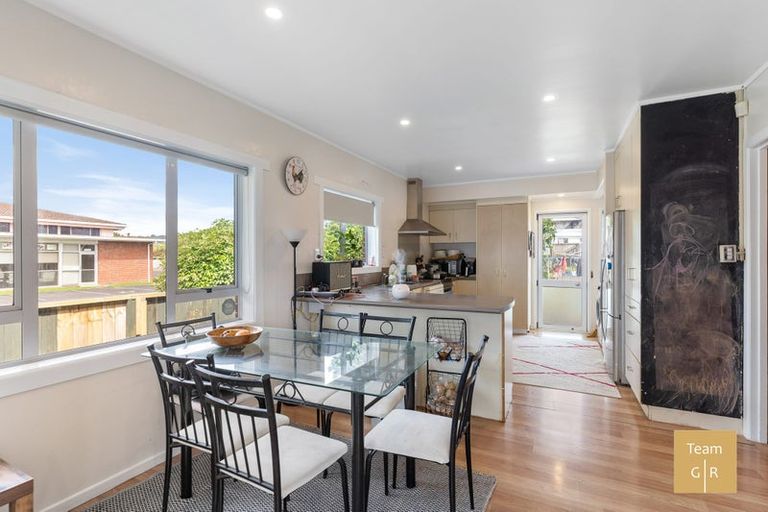 Photo of property in 83 Settlement Road, Papakura, 2110