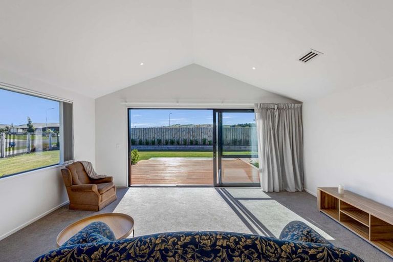 Photo of property in 1 Greig Crescent, Amberley, 7481