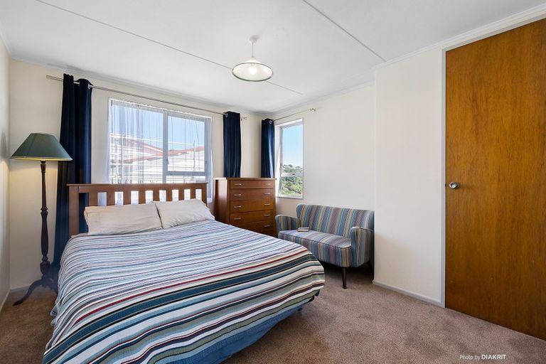 Photo of property in 7 Tukanae Street, Strathmore Park, Wellington, 6022