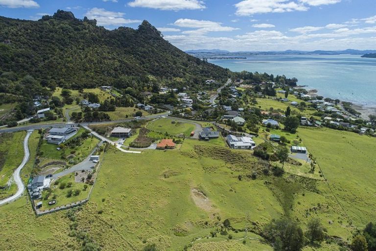 Photo of property in 2125 Whangarei Heads Road, Whangarei Heads, 0174