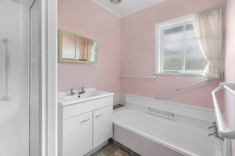 Photo of property in 27 Fitzroy Avenue, Fitzroy, Hamilton, 3206