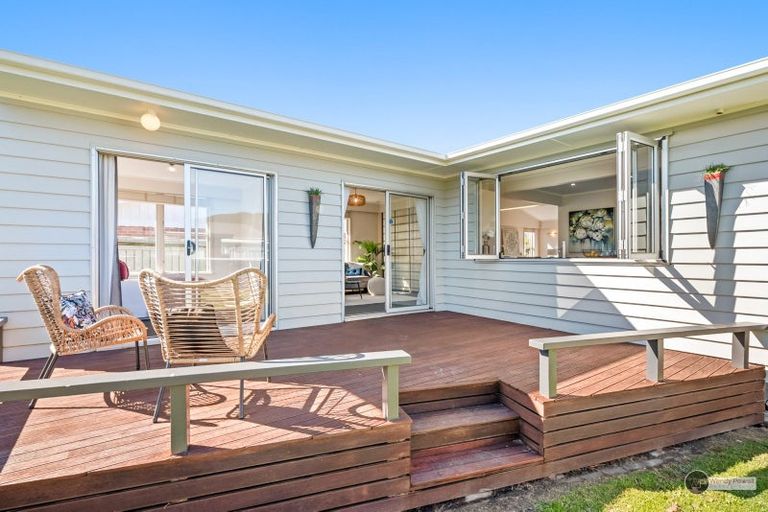 Photo of property in 1 Beecham Grove, Epuni, Lower Hutt, 5011