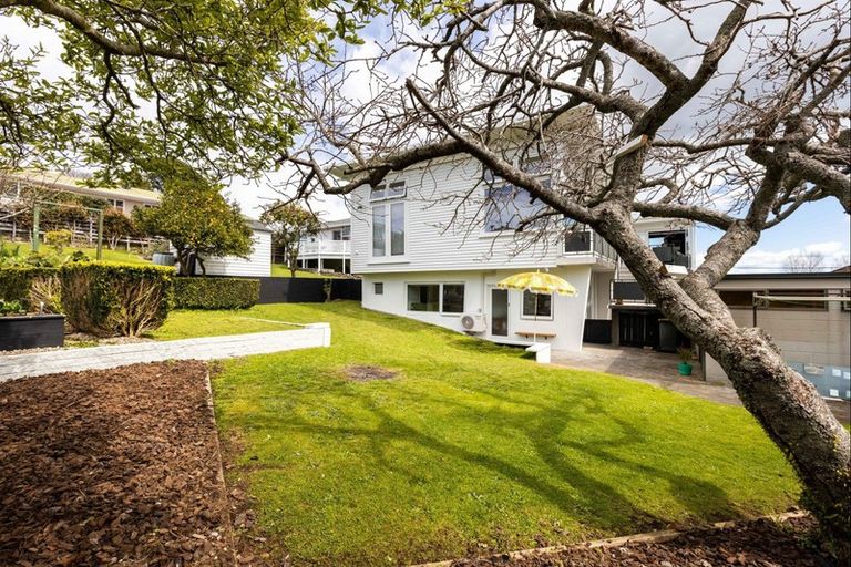 Photo of property in 189 Mangorei Road, Merrilands, New Plymouth, 4312