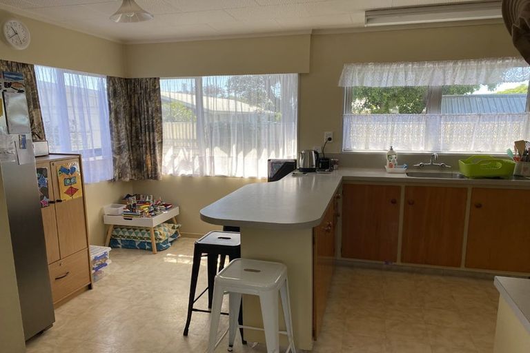Photo of property in 14 Clement Place, Greenmeadows, Napier, 4112