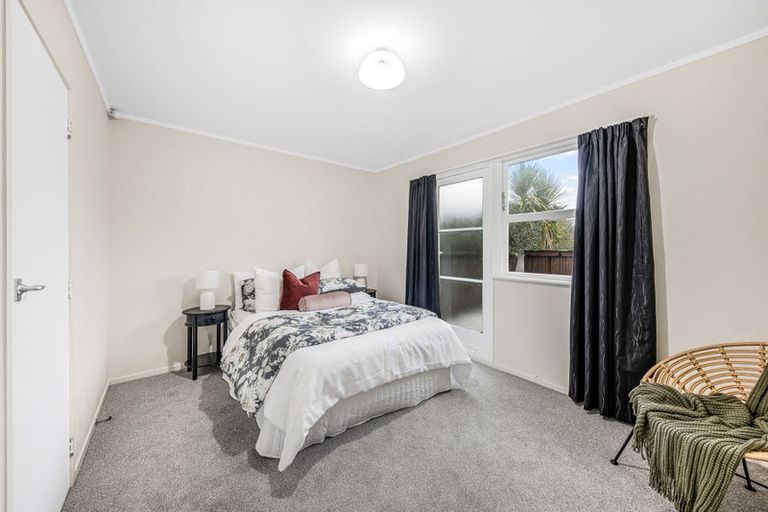 Photo of property in 2/21 Gardner Avenue, New Lynn, Auckland, 0600