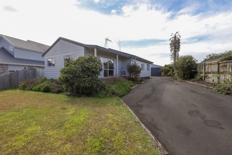 Photo of property in 12 Balmerino Crescent, Pukete, Hamilton, 3200