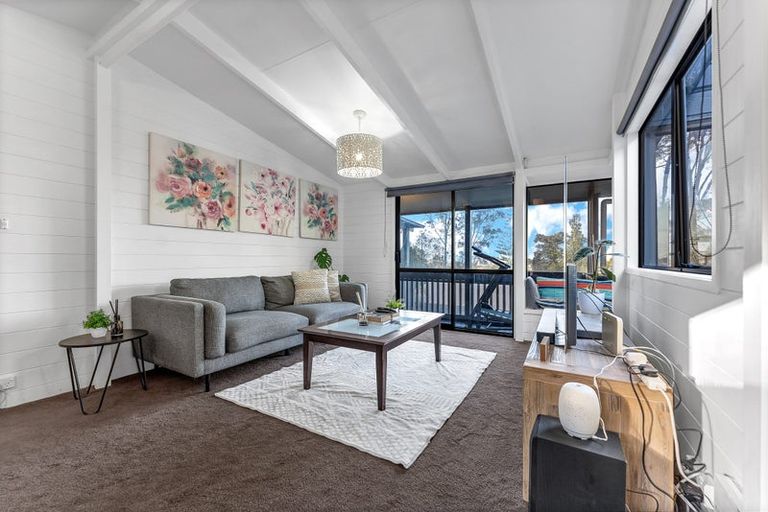 Photo of property in 149e Glengarry Road, Glen Eden, Auckland, 0602