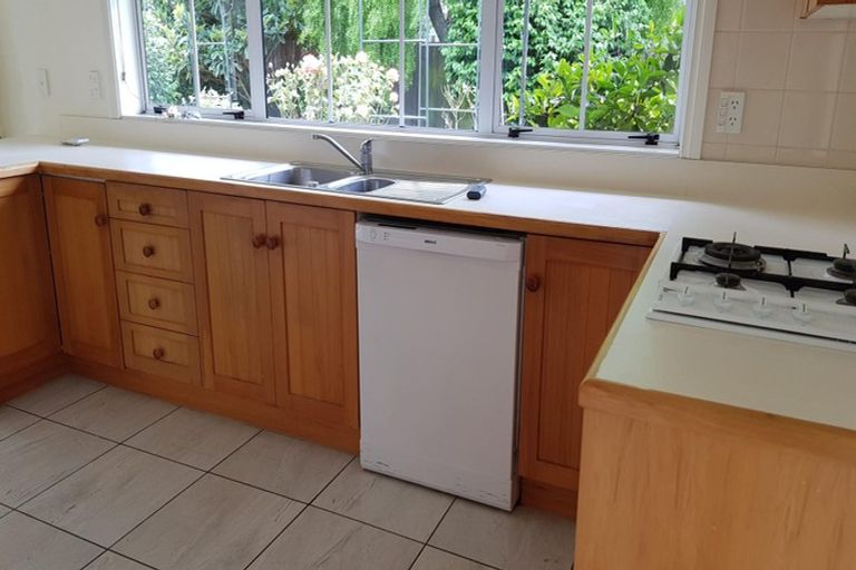 Photo of property in 6 Brookford Place, Westmorland, Christchurch, 8025