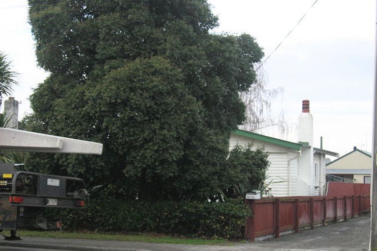 Photo of property in 933 Nelson Street North, Mahora, Hastings, 4120