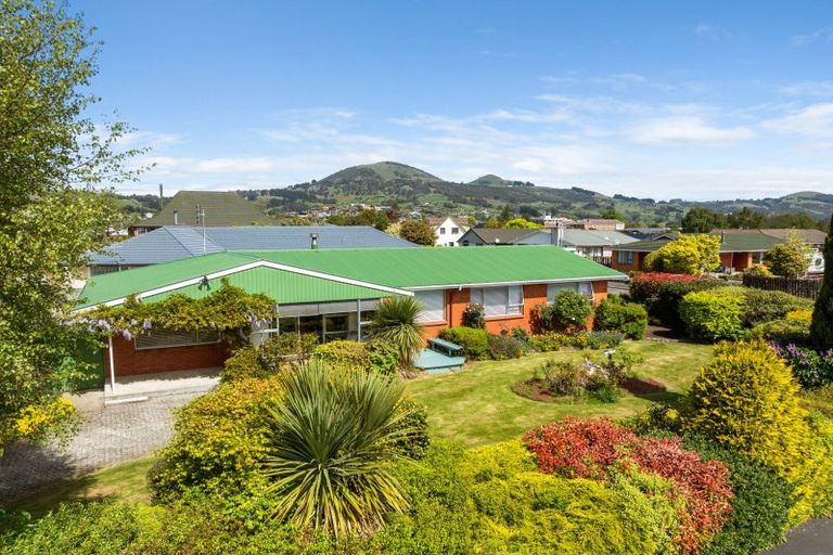 Photo of property in 28 Wickliffe Street, Mosgiel, 9024