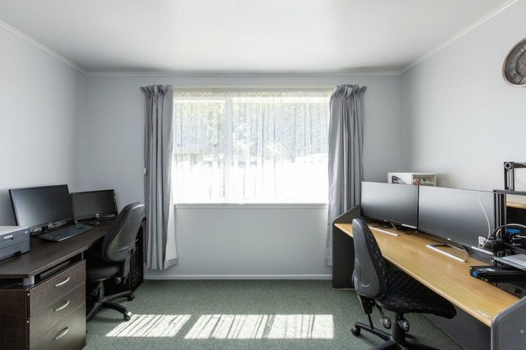 Photo of property in 2/306 Hastings Street South, Hastings, 4122