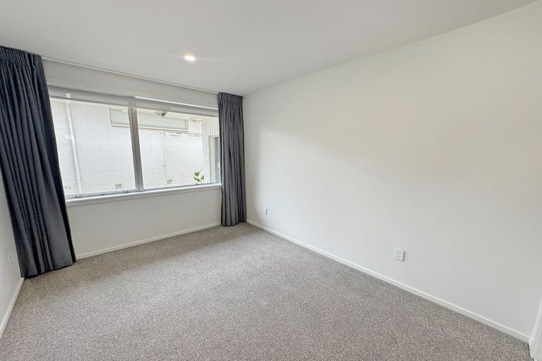 Photo of property in 1/306 Waimairi Road, Ilam, Christchurch, 8041