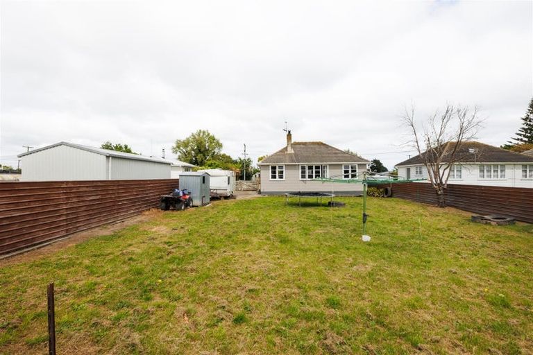 Photo of property in 6 Johnson Street, Bulls, 4818