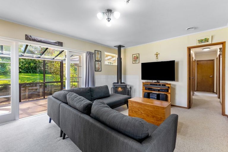 Photo of property in 1/11a Agincourt Street, Glenfield, Auckland, 0629