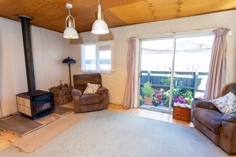 Photo of property in 75 Hutcheson Street, Mayfield, Blenheim, 7201