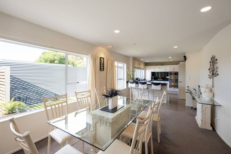 Photo of property in 68 Beerescourt Road, Beerescourt, Hamilton, 3200