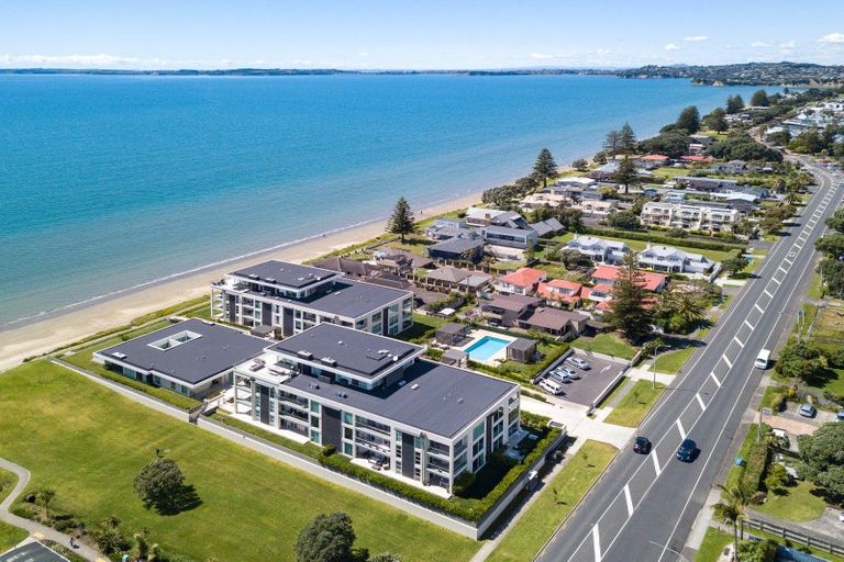 Photo of property in 12/383 Hibiscus Coast Highway, Orewa, 0931