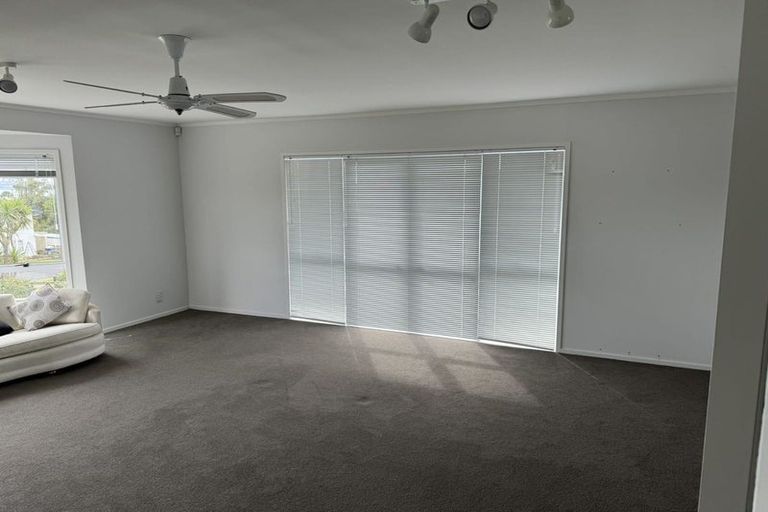 Photo of property in 51 Tiri Road, Manly, Whangaparaoa, 0930