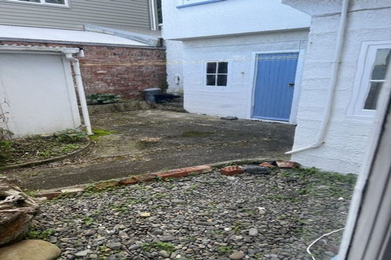 Photo of property in 34 Moana Road, Plimmerton, Porirua, 5026