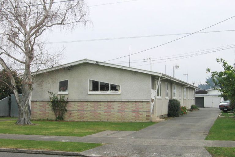 Photo of property in 2/17 Trevelyan Street, Onekawa, Napier, 4110